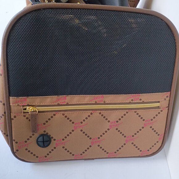 BETSEY JOHNSON PETCARRIER BROWN CHECKERDOGS UP TO 16 LBS TSA APPROVED NEW NWT - Picture 6 of 7